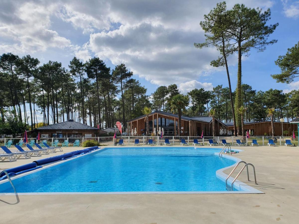 Bahiana Hotell Saint-Julien-en-Born Exteriör bild